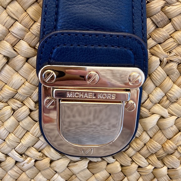Rare Michael Kors straw tote. - Picture 2 of 5